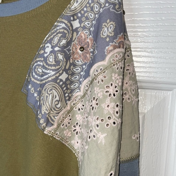 FREE PEOPLE Green Patchwork Oversized Long Sleeve Top Size XS - Picture 6 of 10